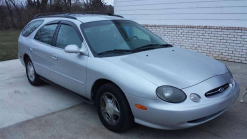 1999 ford taurus wagon 160,000 miles - seats 8 - good gas saver make me an offer