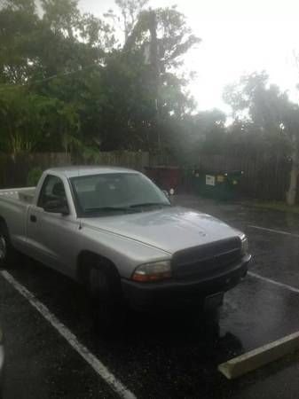 2004 dodge dakota base standard cab pickup 2-door 3.7l