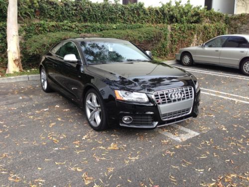 Immaculate 2009 audi s5 prestige w/ only 28k miles!!