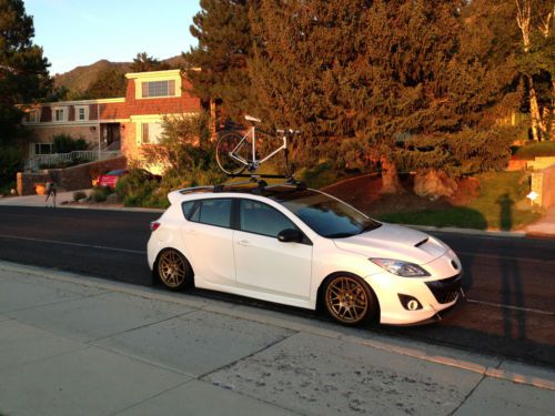 Great condition 2012 mazda mazdaspeed 3! many extras! white on gold! ~fresh~