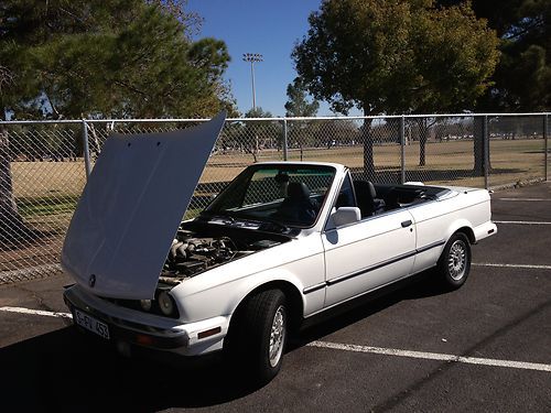 1988 bmw 325i base convertible 2-door 2.5l