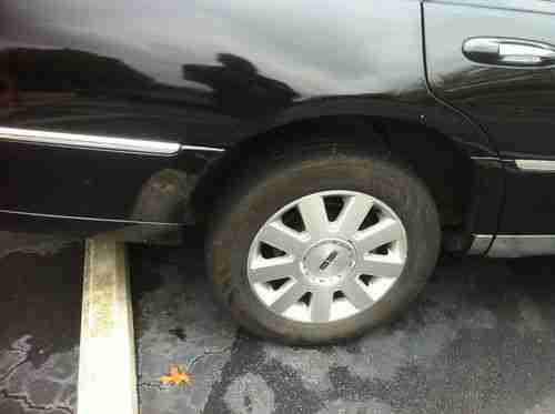 2004 Lincoln Town Car  L Series, image 5