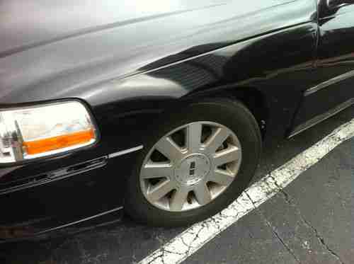 2004 Lincoln Town Car  L Series, image 7