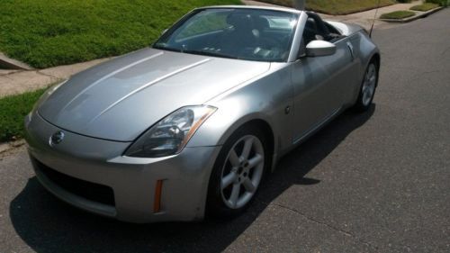 Nissan 350z roadster convertible - beautiful condition - must see