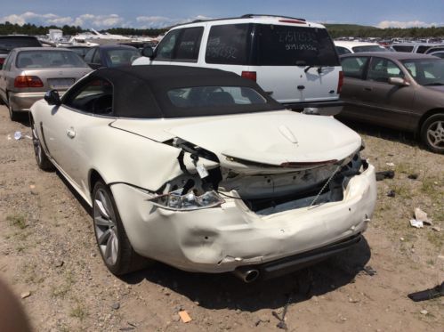 2008 Jaguar XK Base Convertible 2-Door 4.2L white runs perfect needs body work, image 8