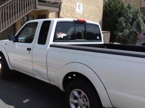 2003 nissan  frontier v-4 engine