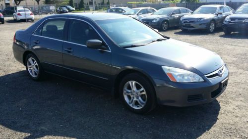 2006 Honda Accord SE, 4cyl, 4dr, "Clean Carfax", Non-Smoker, "Remote Start", image 2