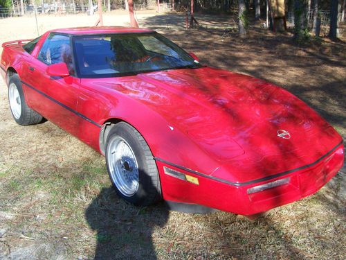 1985 chevrolet corvette base hatchback 2-door 5.7l