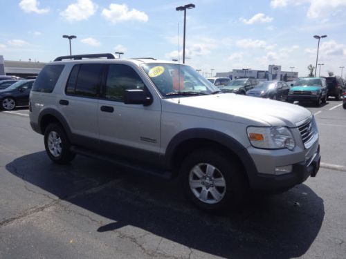 2006 ford explorer xlt