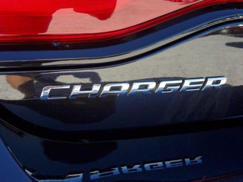 2014 dodge charger sxt