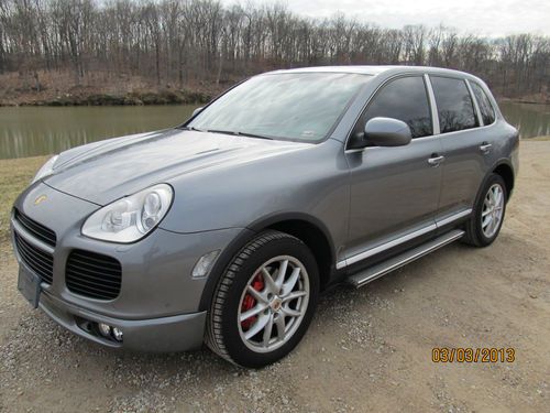 2004 porsche cayenne turbo sport utility 4-door 4.5l