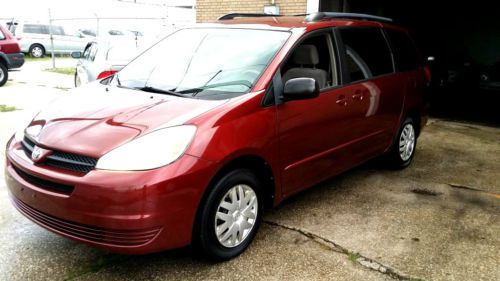 No reserve 2004 toyota sienna le  5-door 3.3l 126k miles runs a1 04 05 06 07 08