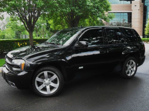 2007 chevrolet trailblazer ss all wheel drive moonroof black on black clean!!!!!