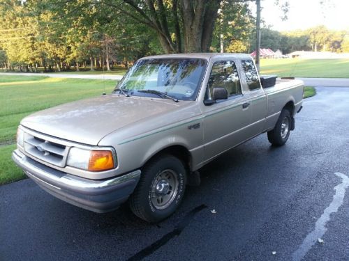 1997 ford ranger xlt 2-door truck