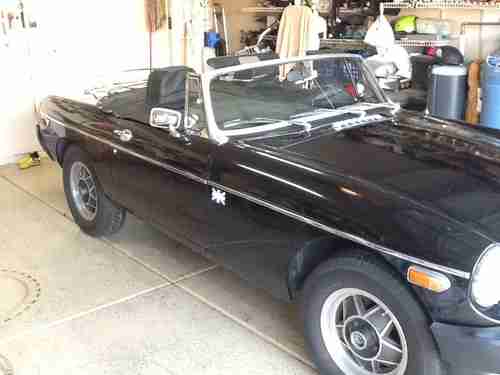 This is a rare 1980 MGB Limited Edition.  Roadster Special Edition, image 14