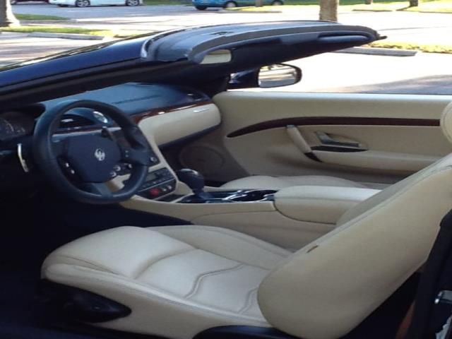 2014 - maserati gran turismo