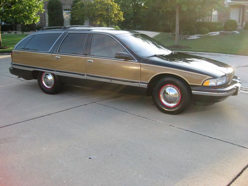 1996 roadmaster estate wagon  buick, black, wood grain, tan leather, lt-1 motor