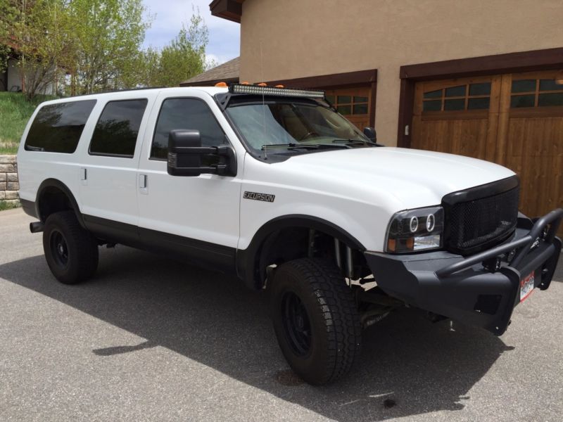 2004 ford excursion