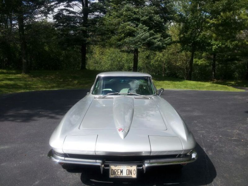 1965 chevrolet corvette coupe