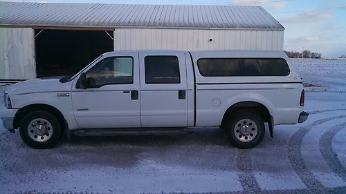 2006 ford f-250 super duty xlt crew cab pickup 4-door 6.0l