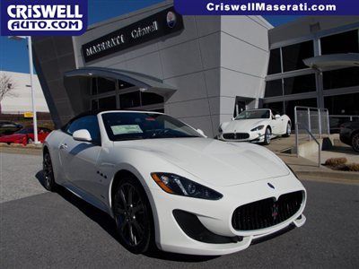 New 2013 maserati granturismo convertible sport nav leather white black loaded