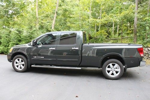 2008 nissan titan le crew cab pickup 4-door 5.6l must sell!