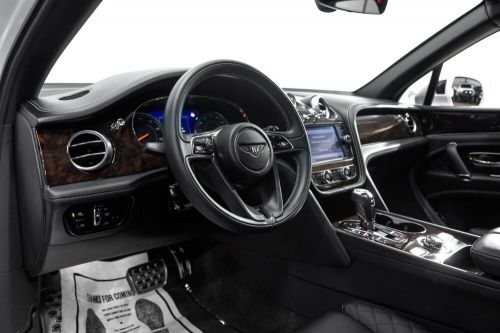 2020 Bentley Bentayga Mulliner Driving / Black Specification $224k MSRP, US $107,991.00, image 8