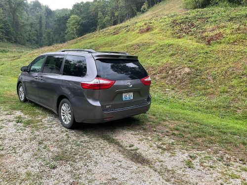 2015 Toyota Sienna XLE 8-Passenger, US $19,999.00, image 2