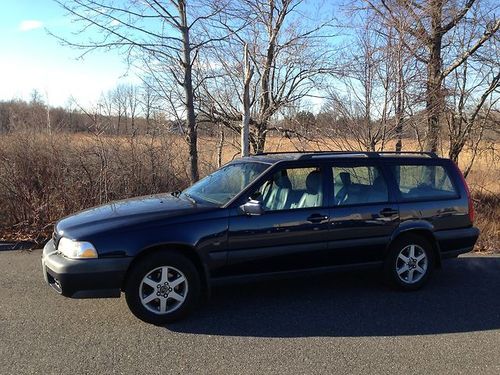 1999 volvo v70 x/c awd wagon 4-door 2.4l