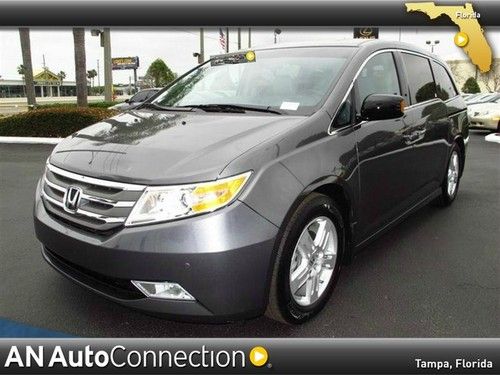 Honda odyssey touring dvd &amp; sunroof 8k miles