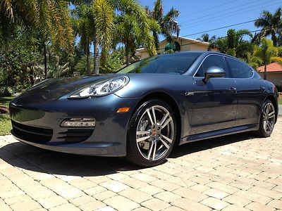 *only 4,600 miles* panamera s v8  pdk tip -yachting blue metallic-  premium pkg