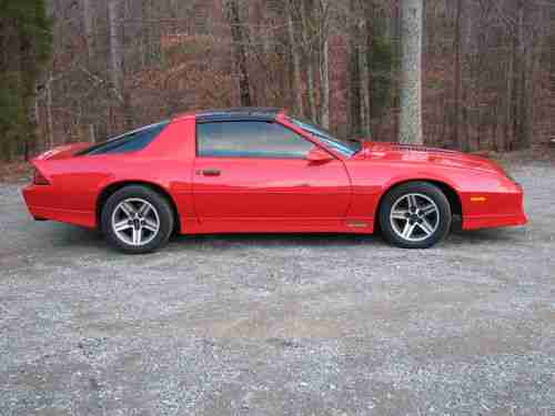 1987 Chevrolet Camaro Z28 Iroc-Z Coupe 2-Door 5.7L, image 15