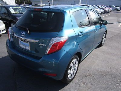 Automatic power windows power door locks power mirrors hatchback 35mpg keyless