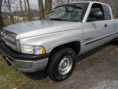 2000 dodge ram 1500 4 door quad cab 8ft bed 5.2ltr 8 cyl highbidwins