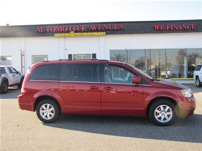 2008 chrysler town and country  touring clean car fax back-up camera 82k miles
