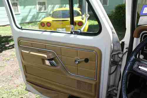 1976 FORD F250 TRAILER SPECIAL IMACULATE!!!, image 9