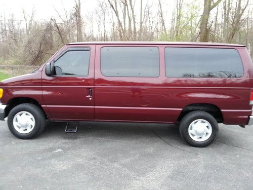 2007 ford e-350 super duty xlt standard passenger van 3-door 5.4l