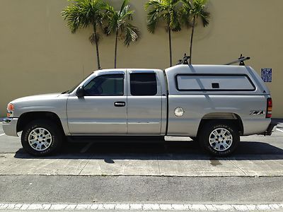 Super clean 4x4 z-71 extended cab 4 door *utility service topper*
