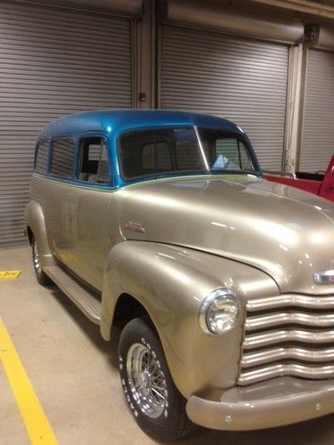 1951 chevy suburban