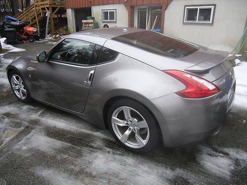 2010 nissan 370z coupe