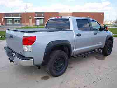 2010 TOYOTA TUNDRA 4X4 / CREWMAX / 5.7 / SR5 / CUSTOM WHEELS / TIRES / WARRANTY, US $28,595.00, image 8