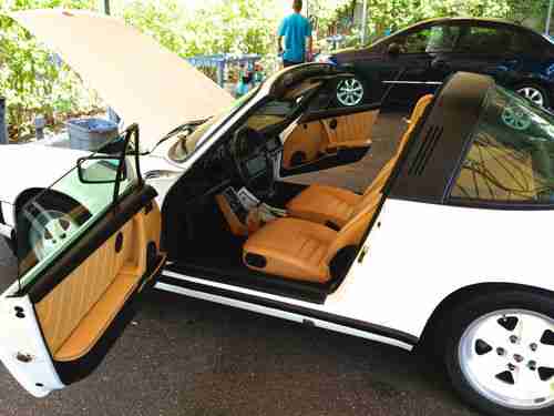 1987 Porsche 911 Carrera Targa Convertible 2-Door 3.2L 5spd, image 17