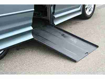 2004 Toyota Sienna Handicap Accessible Wheelchair Van Side Entry Powered Ramp, US $19,995.00, image 13