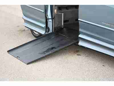 2004 Toyota Sienna Handicap Accessible Wheelchair Van Side Entry Powered Ramp, US $19,995.00, image 14