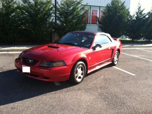 2000 ford mustang base convertible 2-door 3.8l