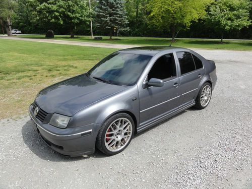 2005 volkswagen jetta gli sedan 4-door 1.8l w/ many extras!