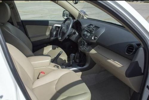 2010 Toyota RAV4 Limited Sport Utility 4-Door 3.5L, image 2