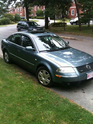 2003 volkswagen passat w8 sedan 4-door 4.0l