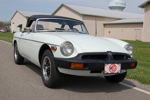 1979 MGB 4 Speed w Overdrive NO RESERVE Restored Classic New Top Tank Carb More!, image 2