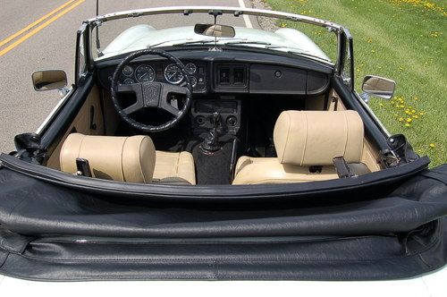 1979 MGB 4 Speed w Overdrive NO RESERVE Restored Classic New Top Tank Carb More!, image 3